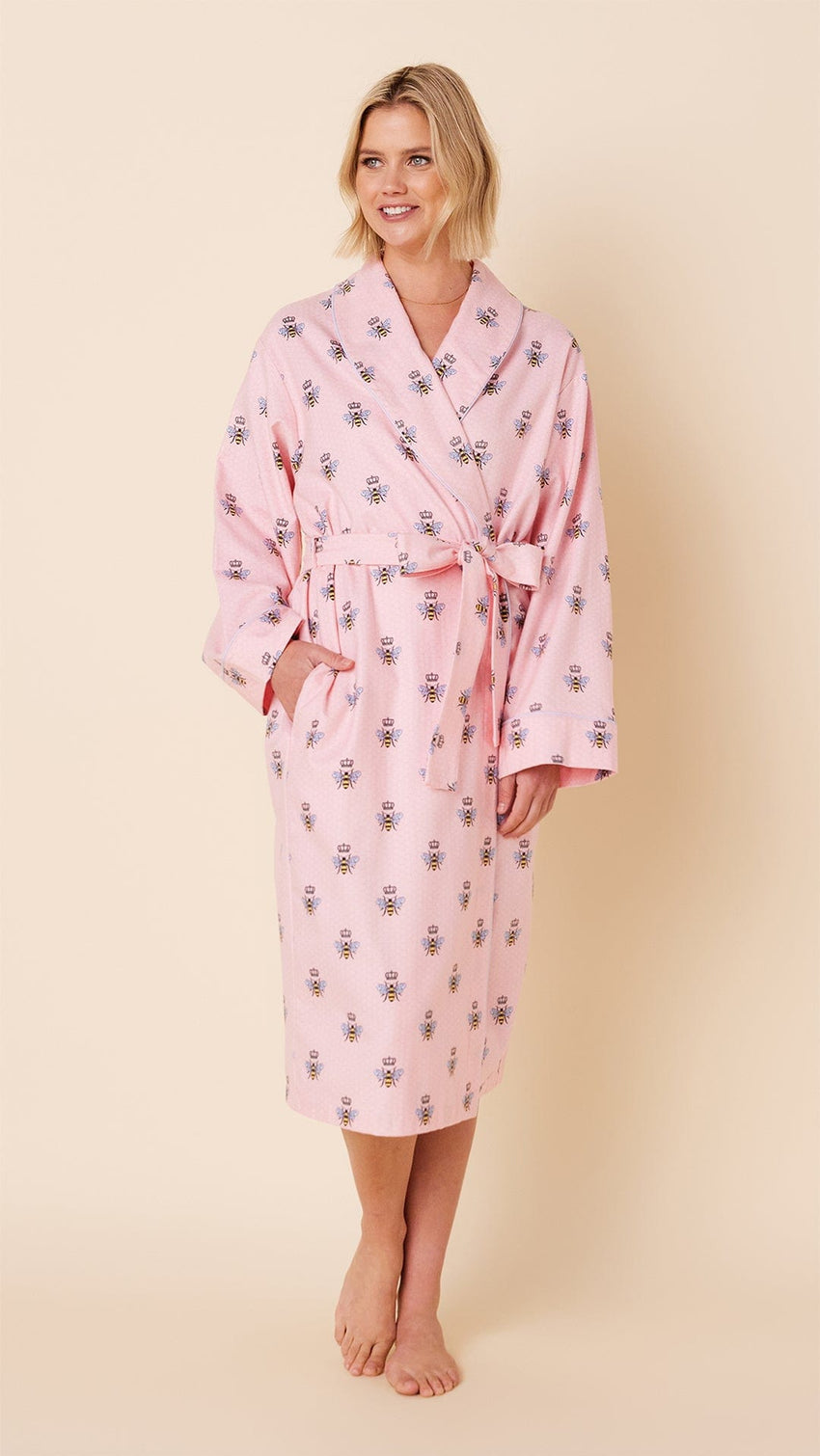 Queen Bee Shawl Collar Flannel Robe - Pink Main Pink