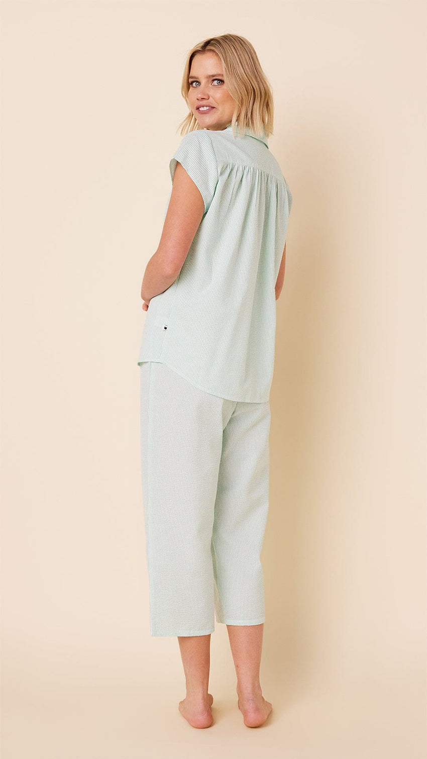 Seersucker Stripe Capri - Mint Hover Mint
