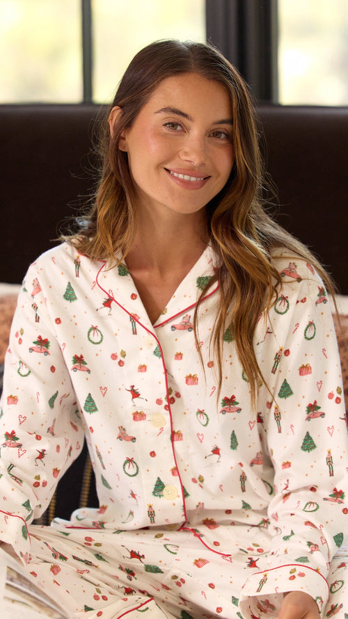 A Very Vintage Christmas Flannel Pajama Main White